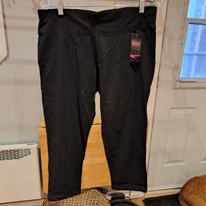 NWT black women's yoga pants / capris